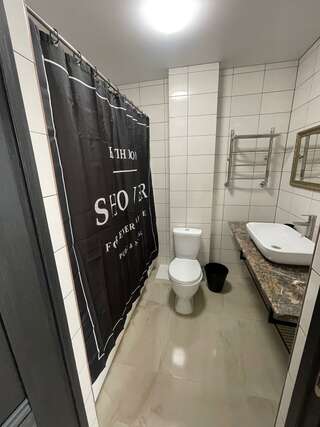 Гостиница Шоколад Новороссийск Двухместный номер Делюкс с 1 кроватью-6